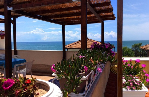 Latina Lido Apartamento | Beach Loft con increíble vista al mar