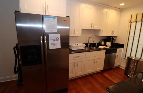 Northeast Virginia Beach Casa | Beach Luxury Townhouse