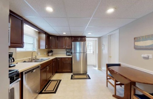Erie Casa | Beach Manor: Hidden Gem Lake Erie's Kelso Beach