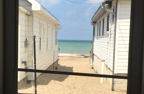 Erie Casa | Beach Manor: Hidden Gem Lake Erie's Kelso Beach