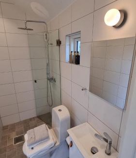 Hollviken Apartamento | Beach-near cozy cottage