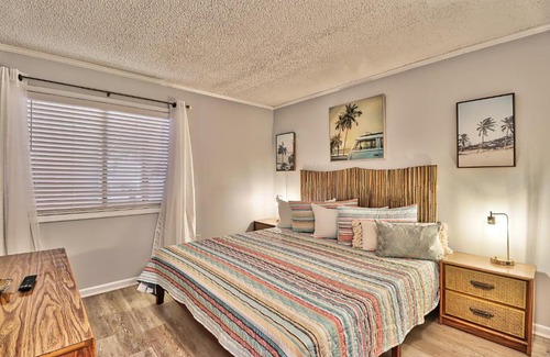 Ocean Drive Casa | Beach &nightlife 3BR/2.5 BA service dog friendly
