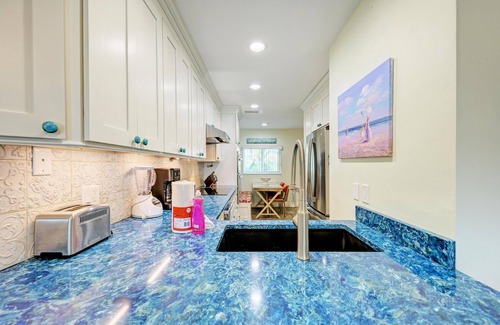 Bradenton Beach Condominio | El Anna Maria Island Beach Palms 5B-rodeado de agua-Un Paseo minuto de la playa-piscina climatizada