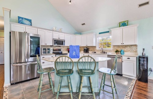 Southern Shores Casa | Beach Rabbit | 1200 ft to the beach | Private Pool and Hot Tub