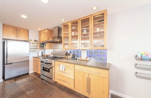 Del Mar Heights Casa | Beach Resort Home w/Ocean Views + Jacuzzi & Sauna!