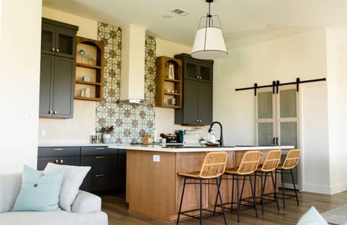 Isla Del Sol Casa | Beach Retreat w/ Cowboy Pool and 5-Minute Walk to the Beach!