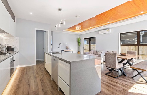 Clarks Beach Casa | Beach Revival - Clarks Beach Holiday Home