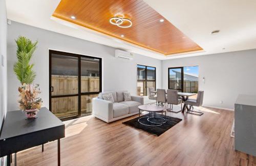 Clarks Beach Casa | Beach Revival - Clarks Beach Holiday Home