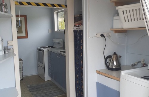 Whangarei Heads Casa | Beach Shack at Taurikura Bay