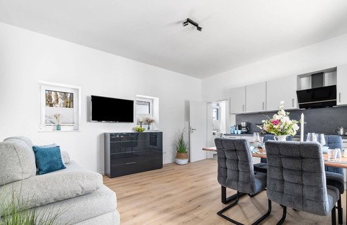Gelting Apartamento | Beach shell - ground floor, terrace, garden furniture, barbecue, parking space, shower room, TV