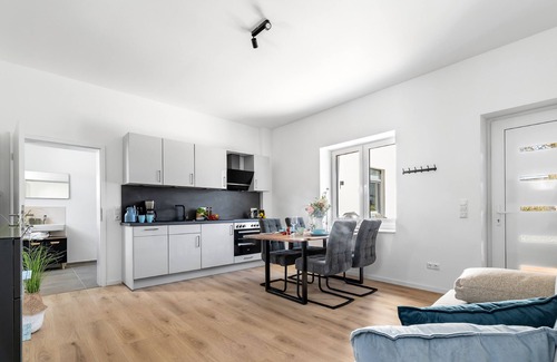 Gelting Apartamento | Beach shell - ground floor, terrace, garden furniture, barbecue, parking space, shower room, TV