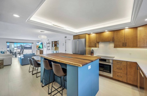 Connors Condominio | Beach Street Getaway! Vanderbilt Beach