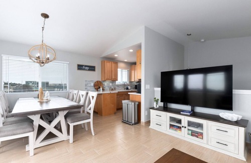 Oceano Casa | Beach Street Retreat | Sleeps 9 | Game Room