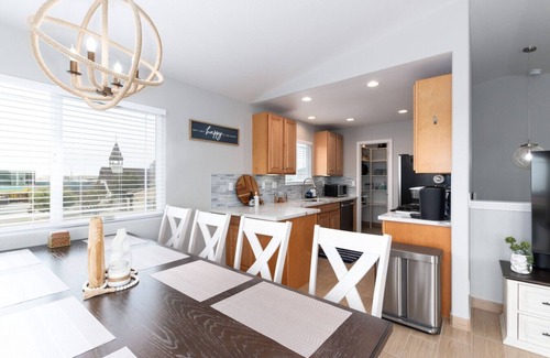 Oceano Casa | Beach Street Retreat | Sleeps 9 | Game Room