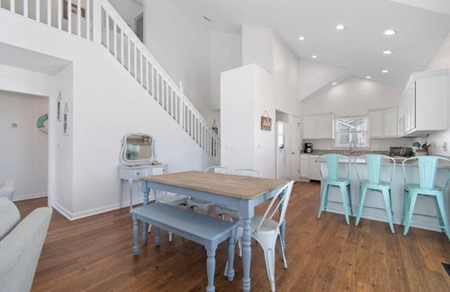 Ocean Isle Beach Casa | Beach Therapy 4 bedroom Island Park home