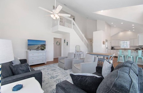 Ocean Isle Beach Casa | Beach Therapy 4 bedroom Island Park home