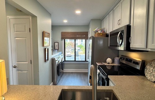 Oceanmarsh Subdivision Condominio | Beach Thyme! Marsh Views Short Walk to Beach and Pools - Double Decks
