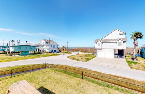 Galveston Casa | Beach to Bay Getaway