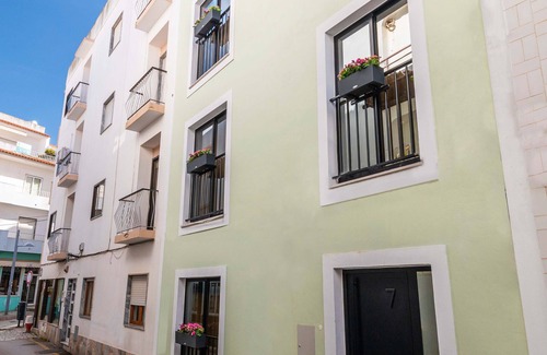 Armacao de Pera Casa | Beach Townhouse - Luxury, Wi-Fi, AC, 2min from the beach