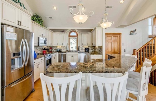 Duck Casa | Beach Treat | 1480 ft to the beach | Private Pool, Hot Tub, and Dog Friendly