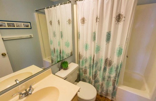 Windy Hill Hotel | Beach Vacation Condos