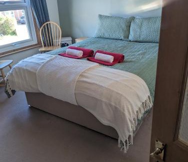 Walton on the Naze Casa | Beach Walk Cottage