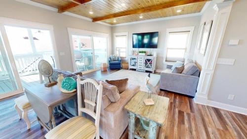 Savannah Beach Casa | Beach Ya To It by Tybee Vacation Rentals