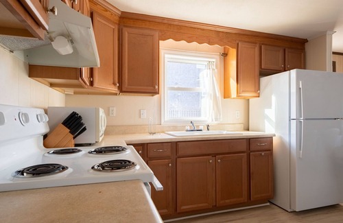 Brigands' Bay Casa | Beacham Cottage | Canalfront | Frisco | Sleeps 6