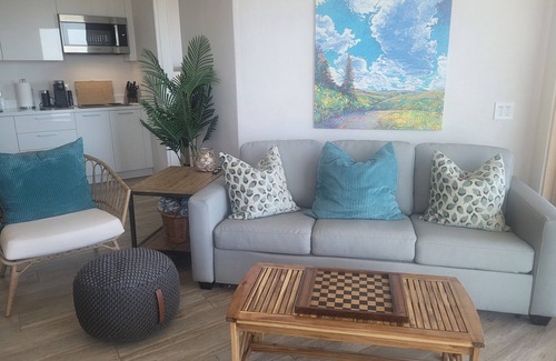 Western Malibu Casa | Beachcomber Bungalow Ocean Vistas Paradise Found beaches within minutes