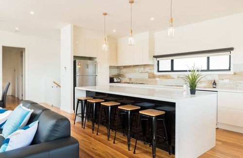 Smiths Beach Casa | Beachcomber Sunset - Located in Smiths Beach, the best part of Phillip Island