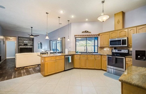 Country Oaks Casa | Beaches, Heated Pool, or Golf? 4 Bed 3 Bath Home
