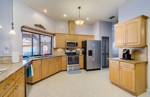 Country Oaks Casa | Beaches, Heated Pool, or Golf? 4 Bed 3 Bath Home