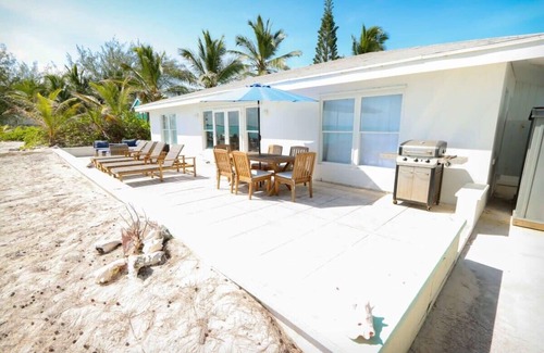 Great Exuma Casa | Beachfront White Palm Villa- Tar Bay, Great Exuma