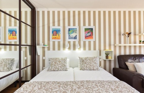 Las Palmas de Gran Canaria Apartamento | Beachfront Apartment Las Canteras LM52YY by VillaGranCanaria