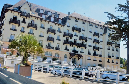 Donville-les-Bains Apartamento | ~ Frente a la playa 2 ~ vista y acceso directo al mar * ~ ¤