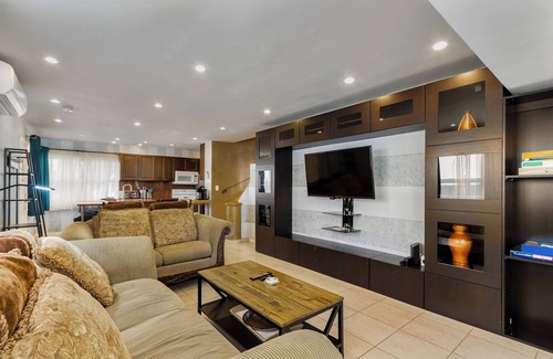 Hollywood South Central Beach Apartamento | LUJO 3 BRM 2 HISTORIA FRENTE AL MAR EN EDIFICIO PRIVADO!