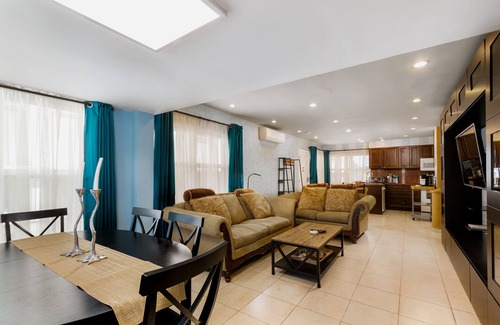 Hollywood South Central Beach Apartamento | LUJO 3 BRM 2 HISTORIA FRENTE AL MAR EN EDIFICIO PRIVADO!
