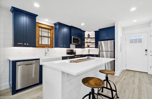 Lower Grand Lagoon Casa | Beachfront 2-bedroom vacation home on Panama City Beach. Perfect for families!