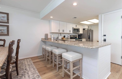 Orange Beach East Condominio | Beachfront 2BR Condo Wind Drift!
