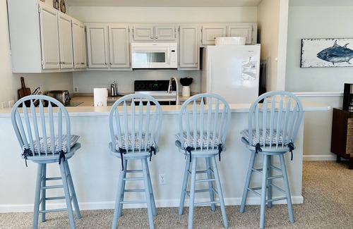 Rodanthe Casa | Beachfront 5-bedroom vacation home steps to the beach with hot tub!