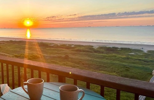 Galveston Condominio | Beachfront 8th floor Studio - Stunning View