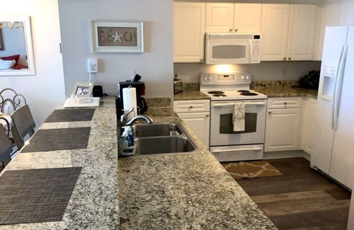 Panama City Beach Condominio | Condominio de lujo en el piso 9 frente a la playa! (Servicio de silla de playa incluido!)