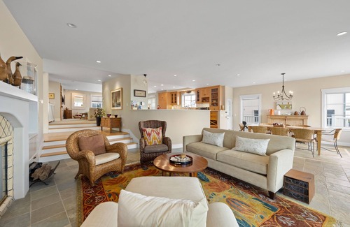 Hollywood Beach Casa | Beachfront abode with spacious deck, pool table, gas grill, smart TVs, & W/D