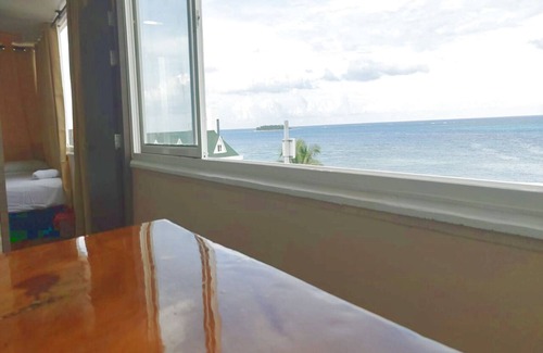Punta Hansa Apartamento | Apartamento Frente al Mar con Piscina y WiFi – Zona Rosa San Andrés