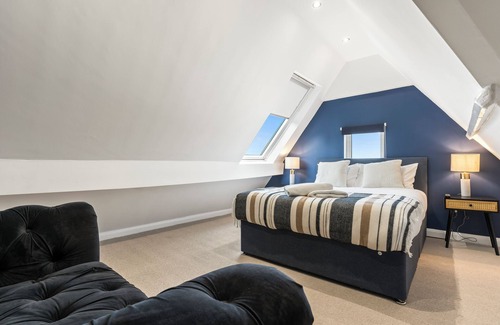 Redcar Hotel | Beachfront Aparthotel, Seaview Penthouse with free parking and WI-FI #9