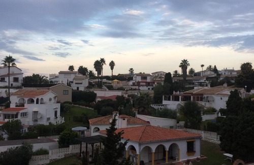 El Faro Apartamento | Apartamento frente al mar con vistas al mar en la Costa del Sol
