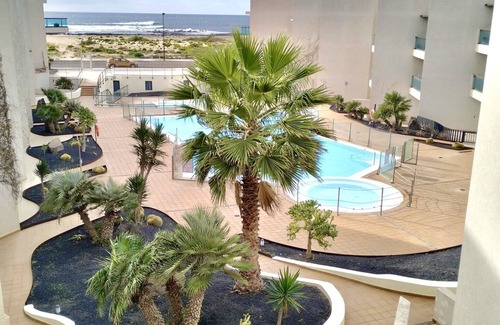 El Cotillo Apartamento | Beachfront apartment, with sea and pool view, in El Cotillo, Fuerteventura