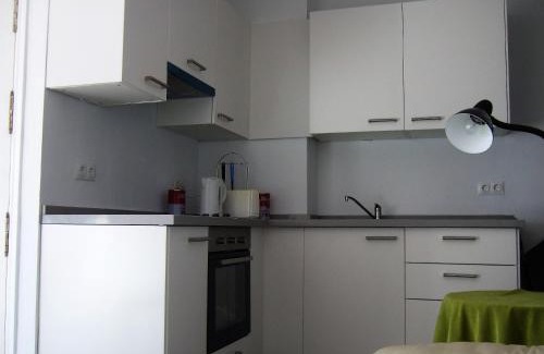 Playas del Palo Apartamento | Beachfront Apartment