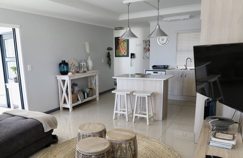 Big Bay Apartamento | Beachfront Apartment Big Bay