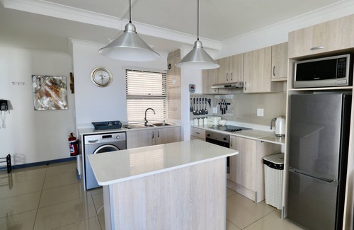 Big Bay Apartamento | Beachfront Apartment Big Bay